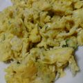 yellowhappy's cooksnap of when they made しらす入り炒り卵☆大葉にんにく醤油味.