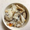 りんご♪＊＋。's cooksnap of when they made 炒めきのこたっぷり☆混ぜるだけご飯.