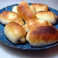 akimidori's cooksnap of when they made いい香り♪簡単バターロールパン.