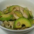 ポニーリボン's cooksnap of when they made アボカドとしめじのにんにく醤油炒め.