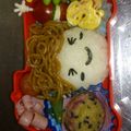 カルー☆☆'s cooksnap of when they made 簡単キャラ弁♪焼きそばヘア弁当.