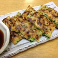 maarine's cooksnap of when they made 【お好み焼きの粉】ネギちくわ焼き.