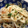 ゼックン's cooksnap of when they made 簡単速おつまみ♪れんこんの梅しそあえ.
