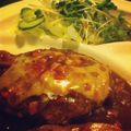 ハルのおと's cooksnap of when they made チーズin煮込み豆腐ハンバーグ♡.