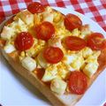 sweet_rose's cooksnap of when they made プチトマトでエッグトースト.