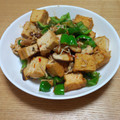 しかぽんあにゃにゃ's cooksnap of when they made 厚揚げとピーマンの豆板醤炒め.