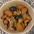 tikariri's cooksnap of when they made 圧力鍋で、大根、豚コマ、椎茸の煮物.