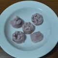 ハモーサ✩385's cooksnap of when they made ジャムで簡単★いちごみるくグミ.