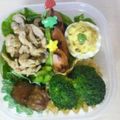 ぴよにゃ's cooksnap of when they made キャラ弁にお花を☆卵カップ.
