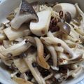 にゃーにゃー２'s cooksnap of when they made 応用力抜群！基本のきのこソテー.