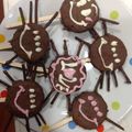 茶々ちゃ's cooksnap of when they made スパイダー マシュマロサンド☆ハロウィン.