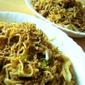 かざぴー's cooksnap of when they made 休日ランチに♪ごま油が効いてるねぎ焼そば.