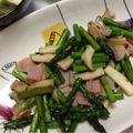 mizuyonchi's cooksnap of when they made アスパラとエリンギとベーコンいため.