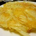 いとこ茨城's cooksnap of when they made チーズがパリッ☆簡単じゃがいもガレット.
