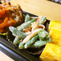まきーころ's cooksnap of when they made かにかまとインゲンのマヨポン和え.