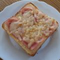 ポニーリボン's cooksnap of when they made 超ズボラなガーリックマヨチーズトースト.