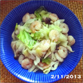 mcafe7372's cooksnap of when they made エビとキャベツの塩炒め.
