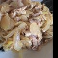 ゆーちゃんまマ's cooksnap of when they made 豚肉と玉ねぎのにんにく醤油炒め♪.