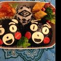 Piyorio's cooksnap of when they made 運動会 お弁当 キャラ弁くまもんおにぎり.