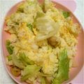 翔舞ママ's cooksnap of when they made 簡単★レタスチャーハン♪.