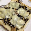 okaratan's cooksnap of when they made こんな手もあったかぁ！ひじきピザ.