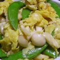 Rick_t's cooksnap of when they made スナップエンドウ卵炒め.
