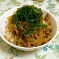 楽笑everyday's cooksnap of when they made 大葉のトッピングで♪一味違う豚丼☆.