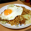 ちゅむむん's cooksnap of when they made 屋台風☆焼きそばon半熟目玉焼きのせ.