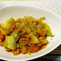 dongmomo's cooksnap of when they made 簡単！ キャベツとウィンナーのカレー炒め.