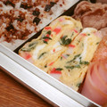 narimimama's cooksnap of when they made 余り食材　三つ葉とかまぼこの厚焼きたまご.