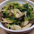 yellowlion's cooksnap of when they made 柚子胡椒香る＊三つ葉ときのこのおひたし＊.