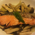 ラッキー31's cooksnap of when they made 秋鮭ときのこのソテー♪.