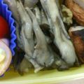 taisho0805's cooksnap of when they made お弁当に！マイタケのマヨマスタード炒め.