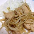 よし乃1987's cooksnap of when they made 簡単★節約★鶏胸肉ともやしの炒めもの.