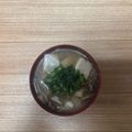 かおり♡♡♡'s cooksnap of when they made 舞茸（きのこ）と豆腐のお味噌汁.