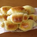 リスのしっぽ's cooksnap of when they made ロールパン.
