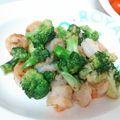 ひーゆーママ's cooksnap of when they made 海老とブロッコリーのマヨポン炒め弁当.