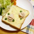 komutatata's cooksnap of when they made 【キャラ弁】魚肉ソーセージのバラ弁当.