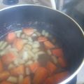 ☆しいたんママ☆'s cooksnap of when they made 食物繊維たっぷりごぼうの煮物.