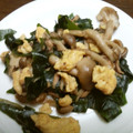 hinanomaya's cooksnap of when they made 【農家のレシピ】しめじとわかめの炒めもの.