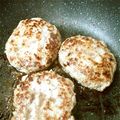 まおひろっち's cooksnap of when they made 簡単やわらかハンバーグ.