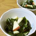 オキミン's cooksnap of when they made りんご入りきゅうりとわかめの酢の物.