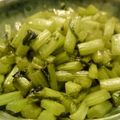 kuragenoie's cooksnap of when they made 材料２つ大根葉の常備菜.