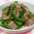 はやみちゃん's cooksnap of when they made ゴーヤのベーコン炒め、味付けは白だしで.