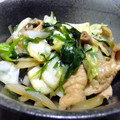 すゝ゛か's cooksnap of when they made 白もつと玉葱ともやしとニラのにんにく炒め.