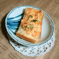 komugiko4's cooksnap of when they made 鮭フレークで簡単♪鮭マヨトースト.