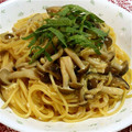 ♪ぴっこりん♪'s cooksnap of when they made 簡単パスタ☆きのこたっぷりの和風カルボ.