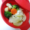 メルティローズ's cooksnap of when they made うちの定番「蒸し鍋/温野菜」.