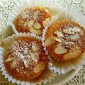 りん♥しゃね's cooksnap of when they made ふわふわ♪アーモンドのカップケーキ.