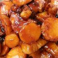 kimimaruo's cooksnap of when they made ●豚ばら肉と里芋のみそ野菜ジュース煮●.